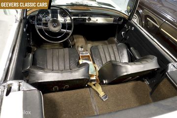 Voertuigafbeelding 8