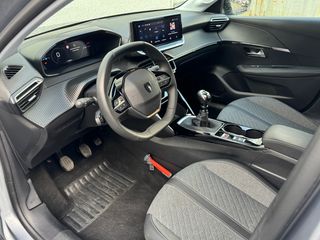 Voertuigafbeelding 18