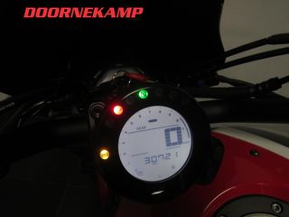 Voertuigafbeelding 6