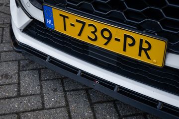 Voertuigafbeelding 6