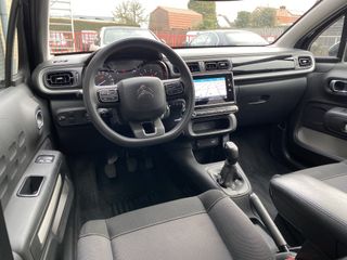 Voertuigafbeelding 12