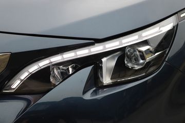 Voertuigafbeelding 7