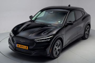 Voertuigafbeelding 12