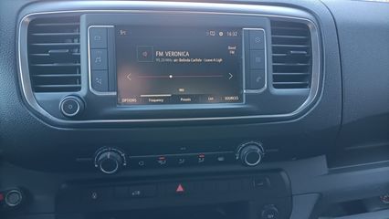 Voertuigafbeelding 7