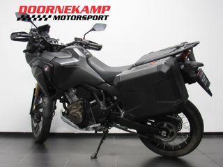 Voertuigafbeelding 4