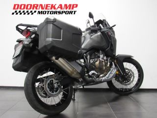 Voertuigafbeelding 5