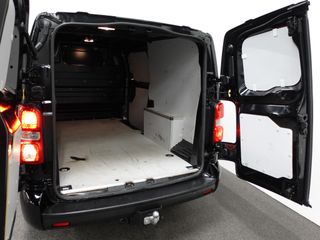 Voertuigafbeelding 32