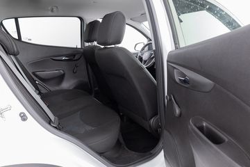 Voertuigafbeelding 6