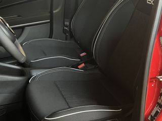 Voertuigafbeelding 7