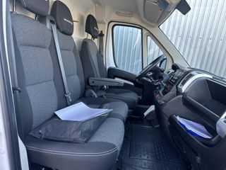 Voertuigafbeelding 24