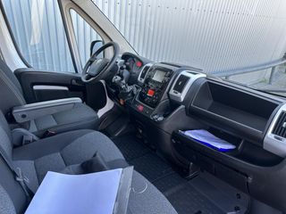 Voertuigafbeelding 30