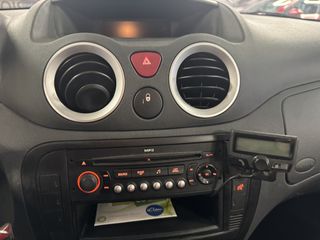 Voertuigafbeelding 13