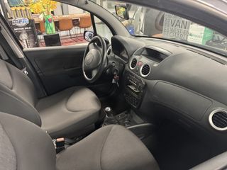 Voertuigafbeelding 7