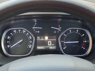 Voertuigafbeelding 14