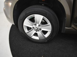 Voertuigafbeelding 6