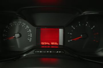 Voertuigafbeelding 12