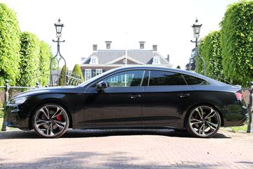 Voertuigafbeelding 1