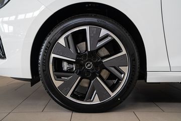 Voertuigafbeelding 6