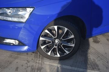 Voertuigafbeelding 4