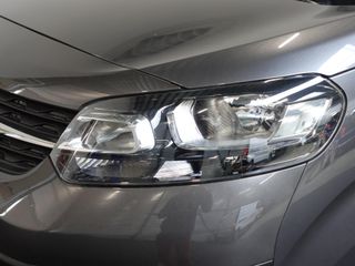 Voertuigafbeelding 8