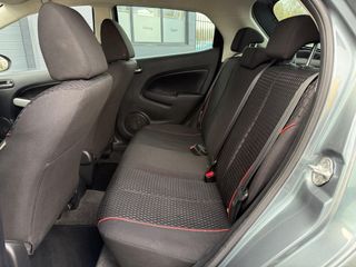 Voertuigafbeelding 10