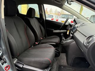 Voertuigafbeelding 9