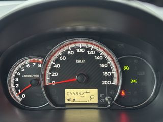 Voertuigafbeelding 14