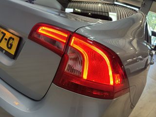 Voertuigafbeelding 9