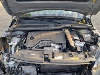 Voertuigafbeelding 8