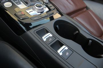 Voertuigafbeelding 35