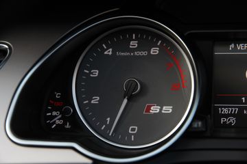 Voertuigafbeelding 44