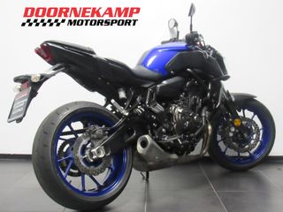 Voertuigafbeelding 5