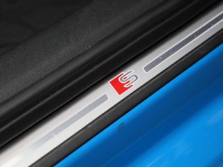 Voertuigafbeelding 35