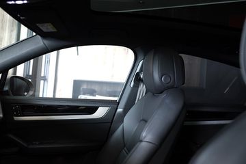 Voertuigafbeelding 22