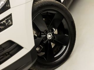 Voertuigafbeelding 14