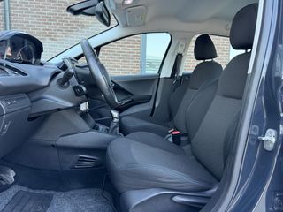 Voertuigafbeelding 6