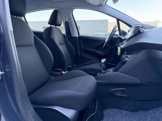 Voertuigafbeelding 8