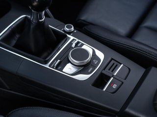 Voertuigafbeelding 26