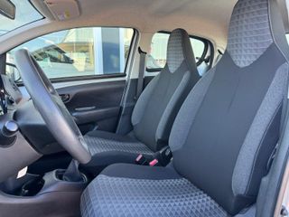 Voertuigafbeelding 8