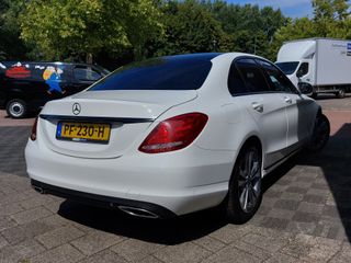 Voertuigafbeelding 6