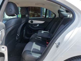 Voertuigafbeelding 9