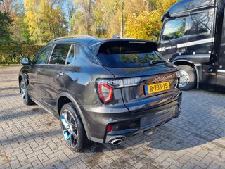 Voertuigafbeelding 3