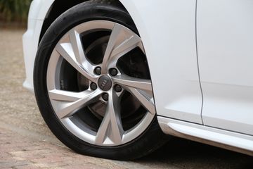 Voertuigafbeelding 5