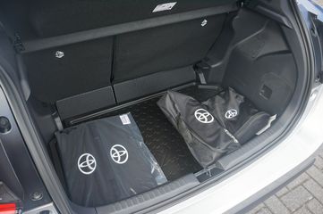 Voertuigafbeelding 12