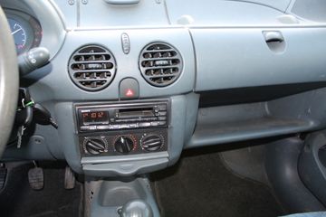 Voertuigafbeelding 12