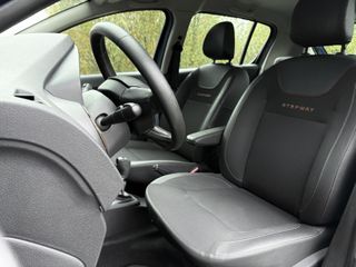 Voertuigafbeelding 3