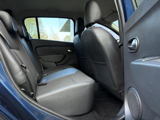 Voertuigafbeelding 35