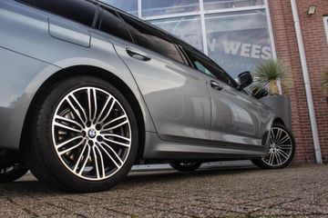 Voertuigafbeelding 51