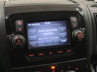 Voertuigafbeelding 12