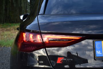 Voertuigafbeelding 46